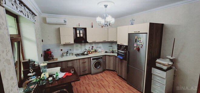 8 otaqlı həyət evi/bağ evi - Bakıxanov q. - 370 m² (25)