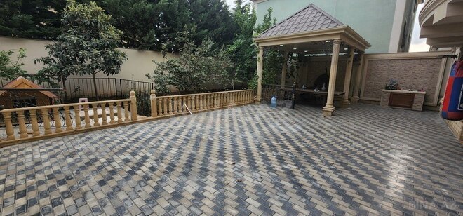 8 otaqlı həyət evi/bağ evi - Bakıxanov q. - 370 m² (3)