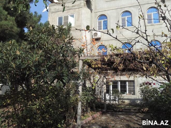 8 otaqlı həyət evi/bağ evi - Azadlıq Prospekti m. - 600 m² (1)