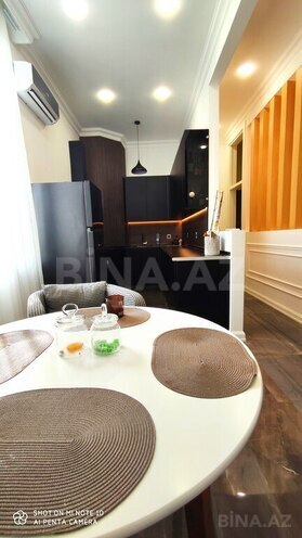 3 otaqlı köhnə tikili - İçəri Şəhər m. - 90 m² (4)
