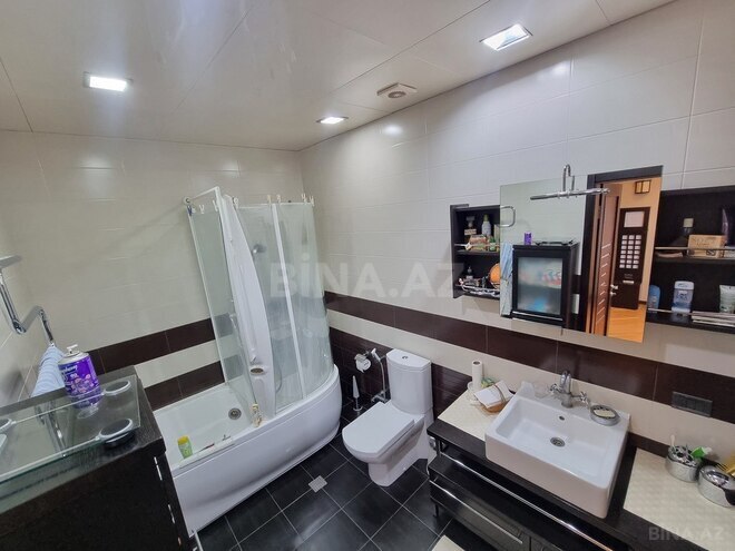 Продаётся 4-комн. новостройка 170 м², м. Низами, photo 17 from 18