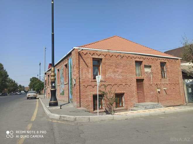 6 otaqlı həyət evi/bağ evi - Gəncə - 146.9 m² (1)