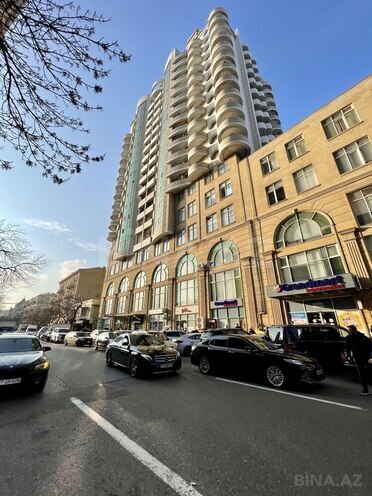 5 otaqlı yeni tikili - 28 May m. - 270 m² (1)