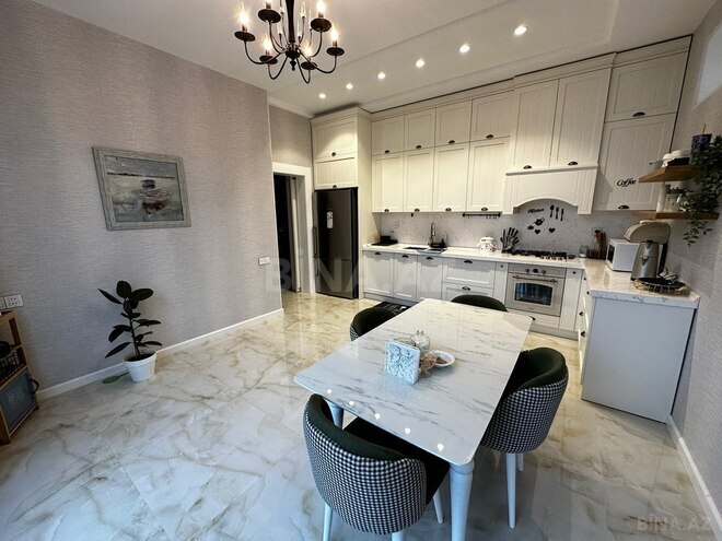 4 otaqlı həyət evi/bağ evi - Şüvəlan q. - 150 m² (8)