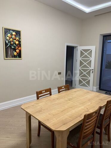 4 otaqlı həyət evi/bağ evi - Mərdəkan q. - 300 m² (19)