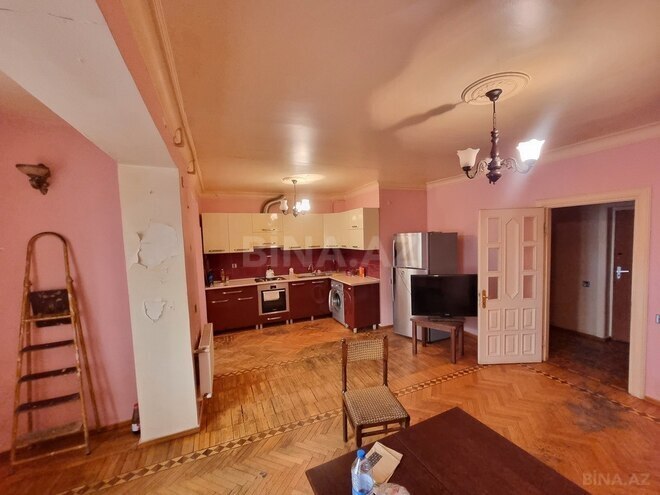 Satılır 4 otaqlı köhnə tikili 125 m², Gənclik m., photo 6 from 11