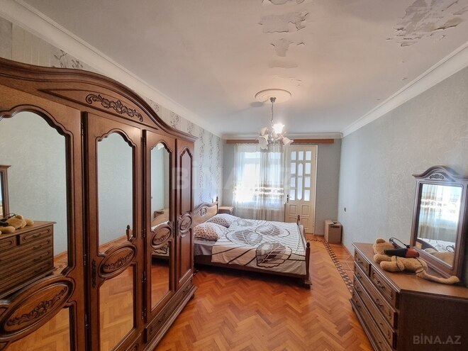 Satılır 4 otaqlı köhnə tikili 125 m², Gənclik m., photo 8 from 11