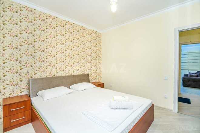 3 otaqlı köhnə tikili - 28 May m. - 80 m² (1)