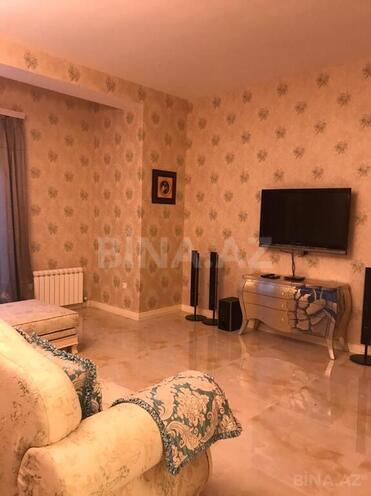 5 otaqlı həyət evi/bağ evi - Şüvəlan q. - 350 m² (13)