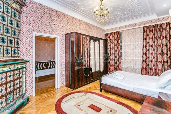 4-комн. вторичка - м. Сахил - 130 м² (10)