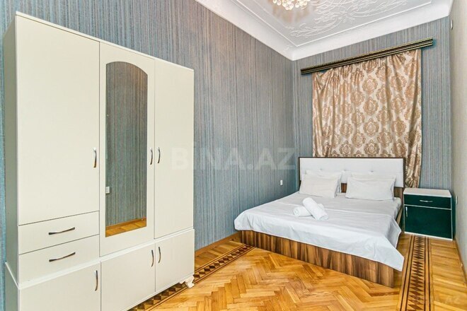 4-комн. вторичка - м. Сахил - 130 м² (15)