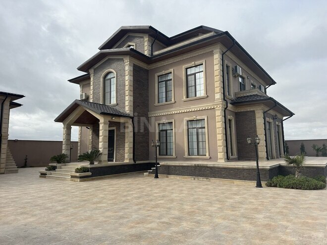 Дом/Дача - пос. Бильгях - 350 м² (1)