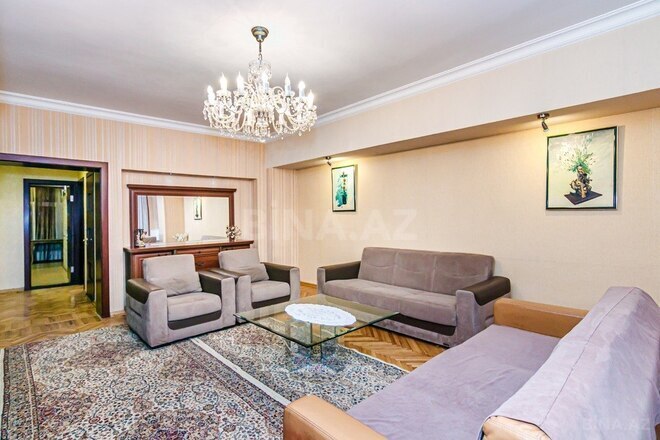 Сдаётся 3-комн. вторичка 135 м², м. Сахил, photo 29 from 32