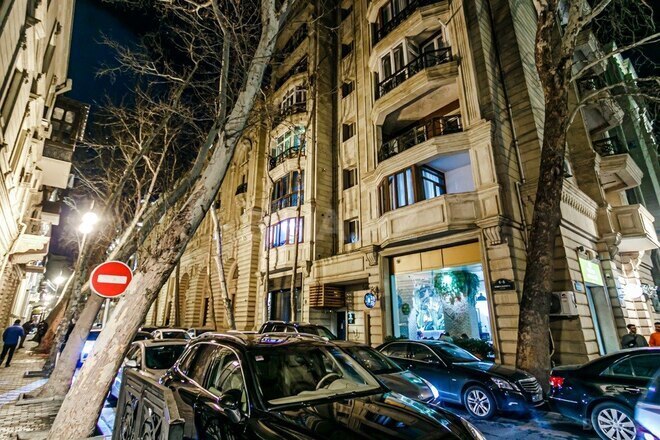 Сдаётся 3-комн. вторичка 135 м², м. Сахил, photo 10 from 32