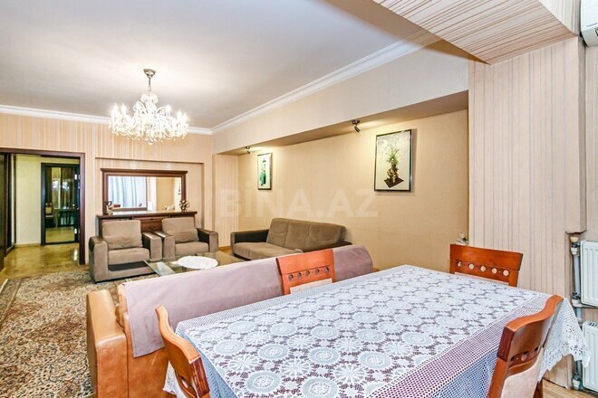 Сдаётся 3-комн. вторичка 135 м², м. Сахил, photo 15 from 32