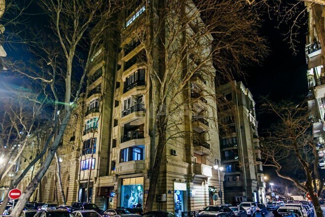 Сдаётся 3-комн. вторичка 135 м², м. Сахил, photo 12 from 32