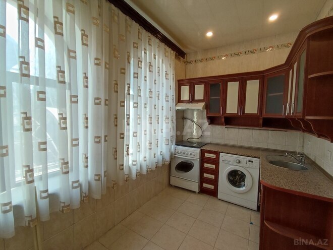 Satılır 6 otaqlı həyət evi/bağ evi 450 m², Novxanı q., photo 22 from 31