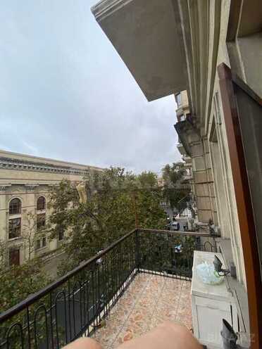 Продаётся 4-комн. вторичка 195 м², м. Сахил, photo 4 from 27