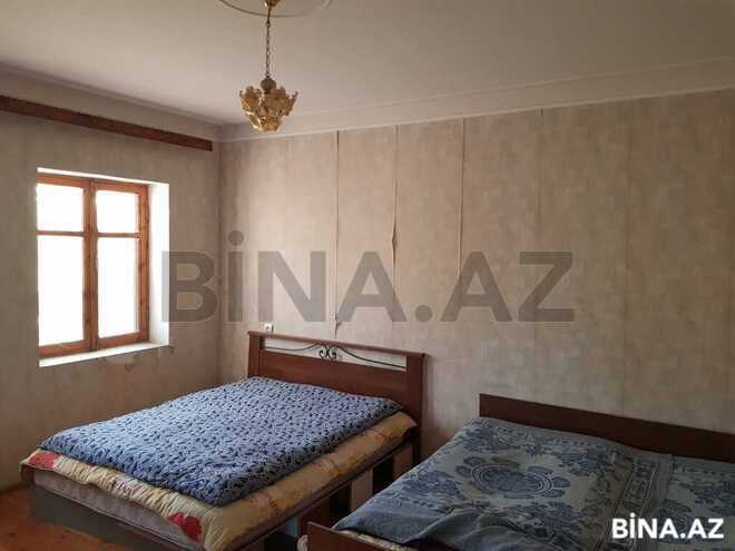 5 otaqlı həyət evi/bağ evi - Novxanı q. - 250 m² (25)