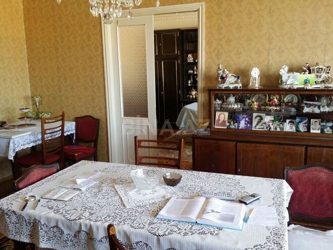 Продаётся 5-комн. вторичка 203 м², м. Ичеришехер, photo 14 from 20