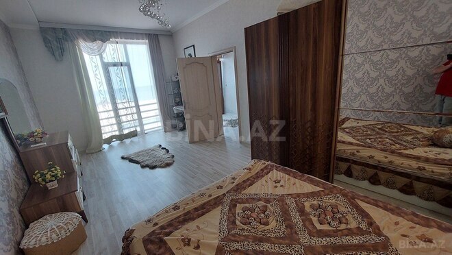 4 otaqlı həyət evi/bağ evi - Novxanı q. - 250 m² (22)