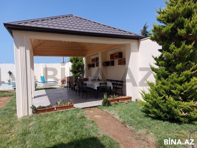 4 otaqlı həyət evi/bağ evi - Novxanı q. - 250 m² (5)