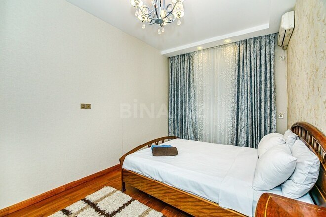 İcarəyə verilir 3 otaqlı köhnə tikili 120 m², Sahil m., photo 7 from 32