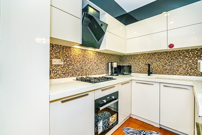İcarəyə verilir 3 otaqlı köhnə tikili 120 m², Sahil m., photo 22 from 32