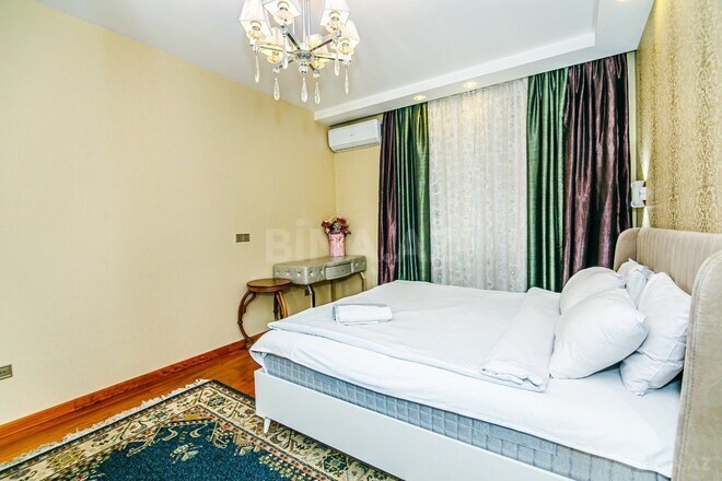 İcarəyə verilir 3 otaqlı köhnə tikili 120 m², Sahil m., photo 4 from 32