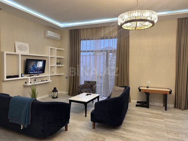 6 otaqlı həyət evi/bağ evi - Mərdəkan q. - 270 m² (18)