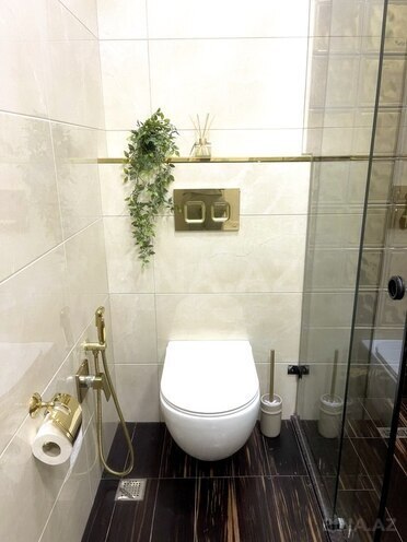 Сдаётся 2-комн. новостройка 85 м², м. Низами, photo 10 from 15