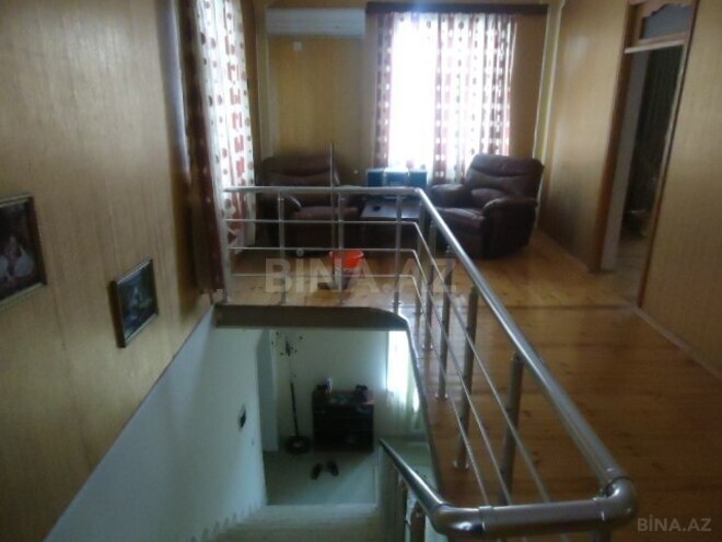 6 otaqlı həyət evi/bağ evi - Sahil q. - 130 m² (11)