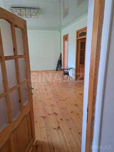 6 otaqlı həyət evi/bağ evi - Sahil q. - 130 m² (21)