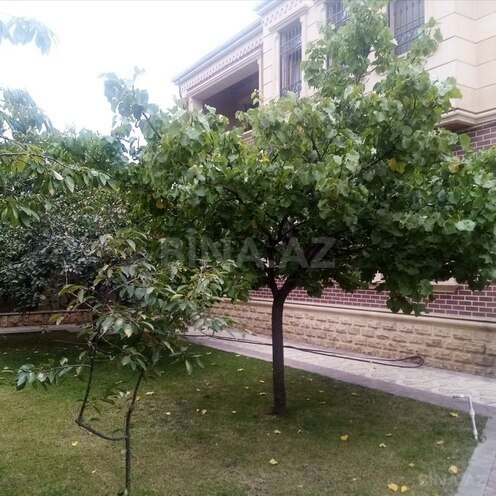 5 otaqlı həyət evi/bağ evi - Bakıxanov q. - 220 m² (25)