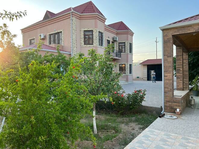 5 otaqlı həyət evi/bağ evi - Mərdəkan q. - 320 m² (2)
