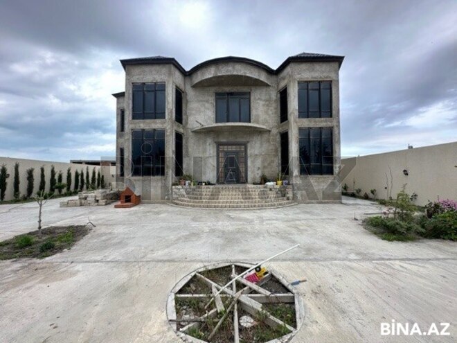 7 otaqlı həyət evi/bağ evi - Şüvəlan q. - 600 m² (1)