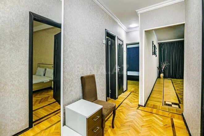 4 otaqlı köhnə tikili - Sahil m. - 177 m² (16)