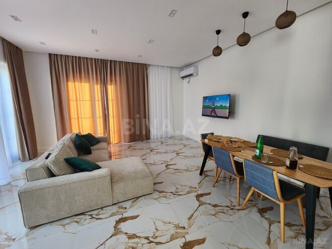 4 otaqlı həyət evi/bağ evi - Mərdəkan q. - 250 m² (12)