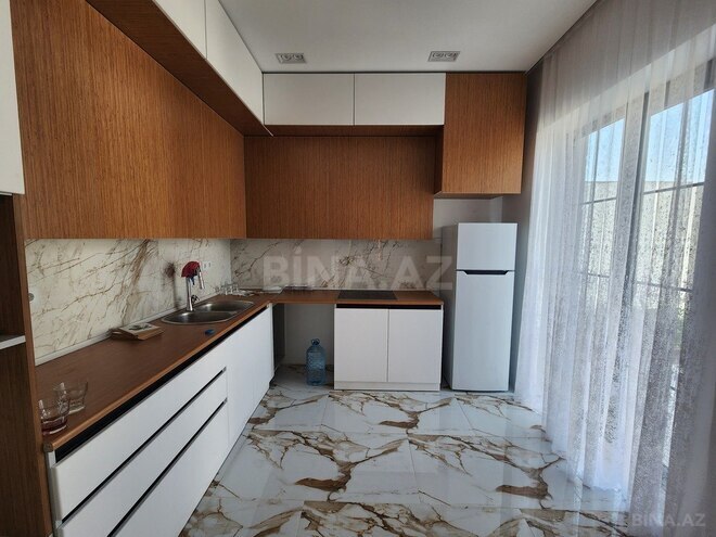 4 otaqlı həyət evi/bağ evi - Mərdəkan q. - 250 m² (14)