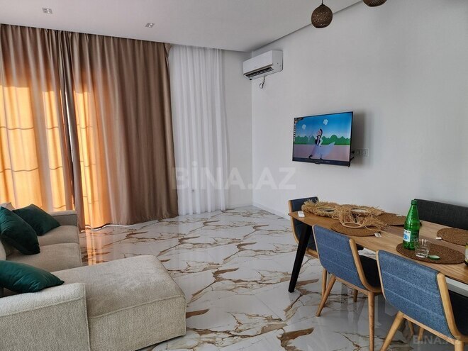 4 otaqlı həyət evi/bağ evi - Mərdəkan q. - 250 m² (9)