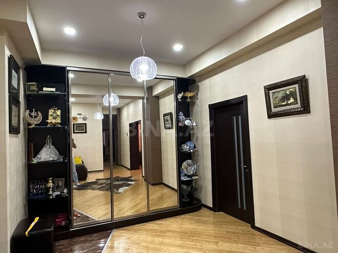 4-комн. новостройка - м. Шах Исмаил Хатаи - 152.6 м² (19)