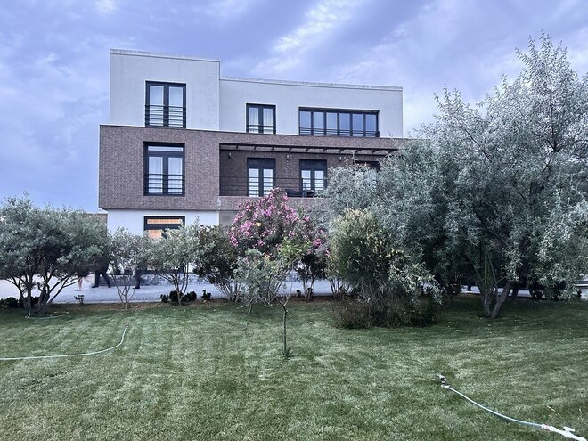 6 otaqlı həyət evi/bağ evi - Bilgəh q. - 500 m² (2)