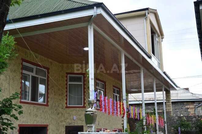 8 otaqlı həyət evi/bağ evi - Şəki - 160 m² (1)
