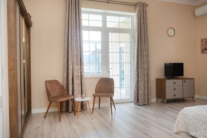 6-комн. дом/дача - пос. Шувеляны - 300 м² (12)