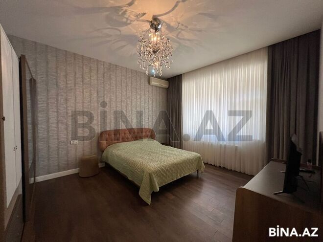 6 otaqlı həyət evi/bağ evi - Şüvəlan q. - 270 m² (17)