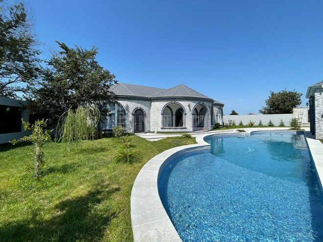 6 otaqlı həyət evi/bağ evi - Pirşağı q. - 260 m² (1)