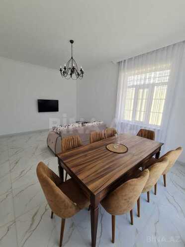 6 otaqlı həyət evi/bağ evi - Şüvəlan q. - 250 m² (3)