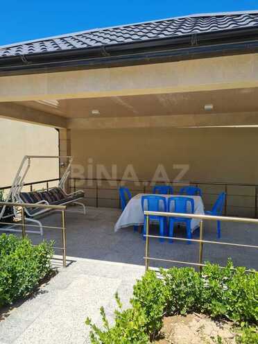 6 otaqlı həyət evi/bağ evi - Şüvəlan q. - 250 m² (2)