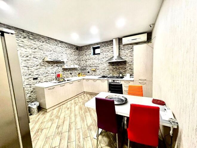 7 otaqlı həyət evi/bağ evi - Nəsimi m. - 600 m² (26)