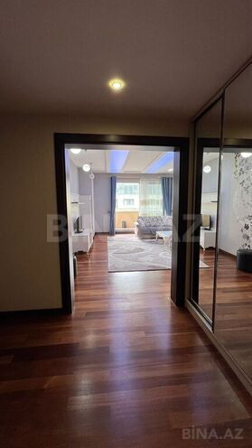 Сдаётся 3-комн. новостройка 185 м², Насиминский  р., photo 17 from 21